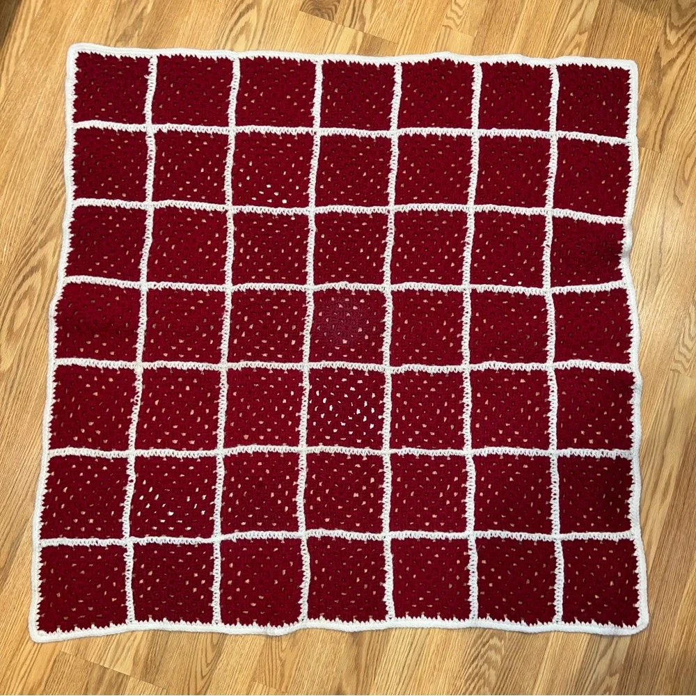 Crochet Red and White Granny Lap Blanket Throw Handmade 39” x‎ 41”